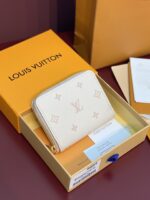 LV M60067 高仿浸染Zippy拉鍊零錢包Monogram Empreinte壓花皮革設計