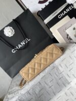 Chanel精品仿製奶茶色手提包菱格金扣設計復古百搭小香氣質款AS4416
