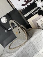 Chanel原單手提包灰色菱格金扣鏈條設計復古典雅小香風AS4416