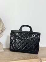 CHANEL超A黑銀衣架包 中古光感油蠟皮手提包 限量復刻手柄設計