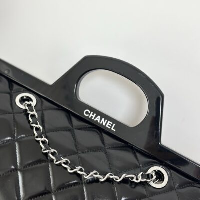 CHANEL超A黑銀衣架包 中古光感油蠟皮手提包 限量復刻手柄設計