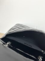 CHANEL超A黑銀衣架包 中古光感油蠟皮手提包 限量復刻手柄設計