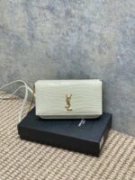 YSL復刻版白色鱷魚紋信封手機包小資輕奢感滿分百搭推薦635095
