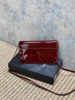 YSL精品仿製紅色漆皮信封手機包亮眼時髦輕巧百搭必收款635095
