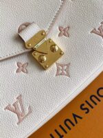 LV M14977 高仿Monogram Empreinte Pochette Métis MM 手袋时尚多功能包