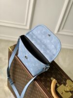 LV 原單Pulse迷你手袋斜背包 百搭梯形設計 氣質出街款 M14116