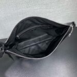 LV M13986原單Vagabond Hobo亮面牛皮手袋 時尚曲線設計 珠鏈點綴質感爆棚