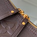 LV M14042 精品仿製Loop Hobo巧克力色肩背包 金鍊點綴高貴優雅