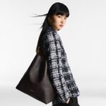 LV高仿精品M24974 LOW KEY HOBO中號手袋
