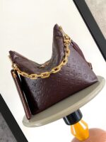 LV一比一M12068Coussin系列棗紅色手提斜挎包