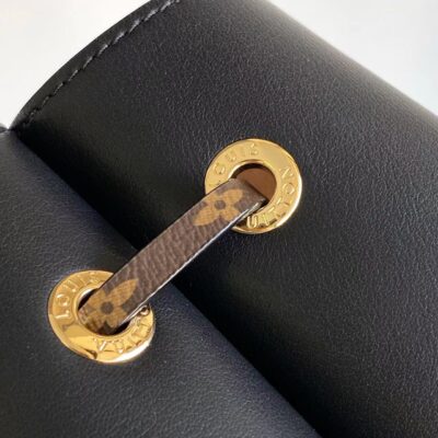 LV 原單Bloom手袋黑色小巧設計 時尚百搭Monogram拼接經典風格M13843