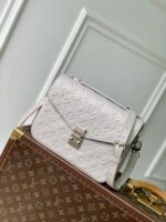 LV 精品仿製Pochette Métis香芋手袋 優雅學院風設計 多功能復刻版M41487