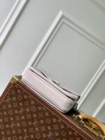 LV 精品仿製Pochette Métis香芋手袋 優雅學院風設計 多功能復刻版M41487