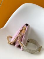 LV 精品仿製Coussin粉色丹寧小號手袋 浪漫輕盈法式風格 休閒出街百搭款M13313
