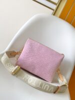 LV 精品仿製Coussin粉色丹寧小號手袋 浪漫輕盈法式風格 休閒出街百搭款M13313