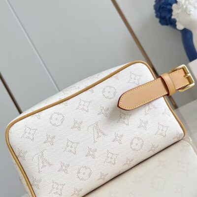 LV 原單Locker Dopp Kit男士盥洗包 復古格紋新風格設計感出眾