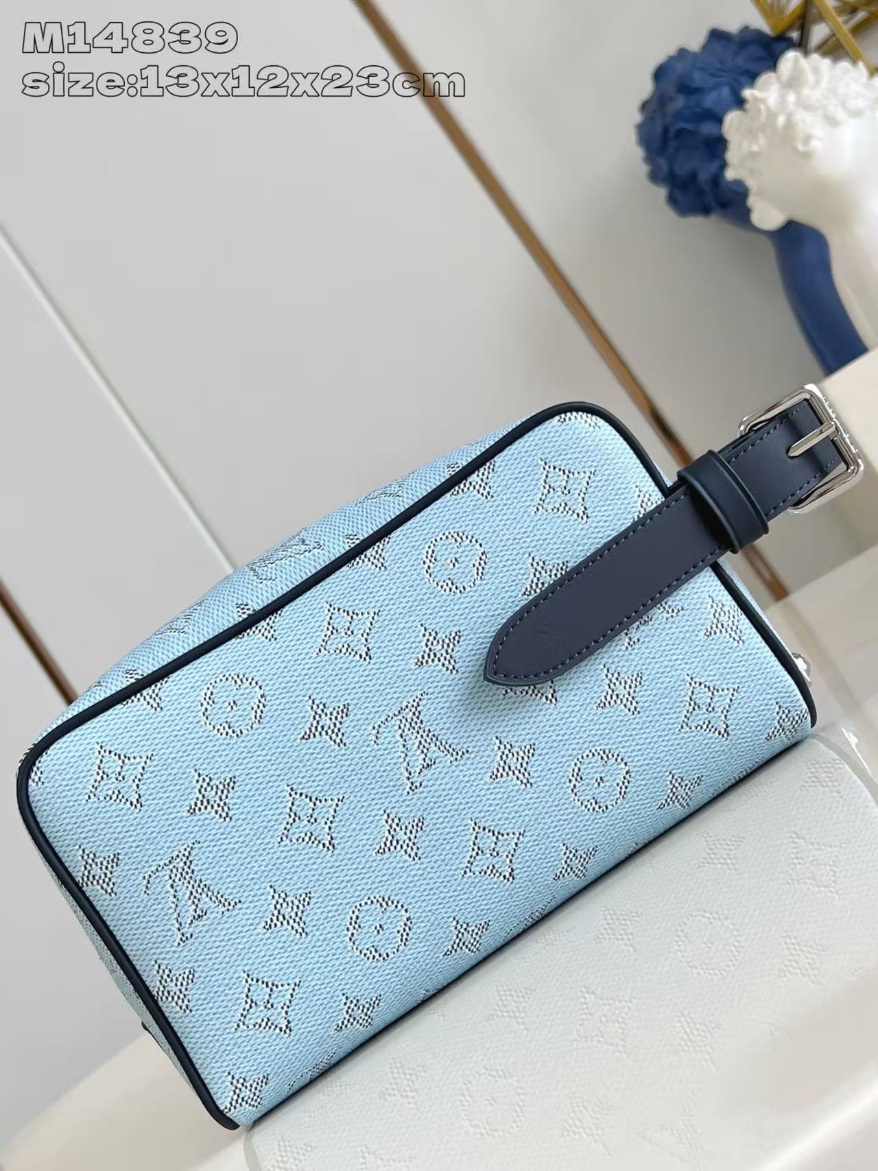 LV 復刻Locker Dopp Kit男士盥洗包 復古格紋新風格設計感出眾