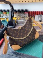 LV 復刻版 Neo Boulogne餃子包 小巧能裝 可甜可鹽 法式輕奢感滿滿 M45832