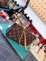 LV A貨 Monogram老花鏈條腋下包小巧實用百搭復古經典人氣款M82766