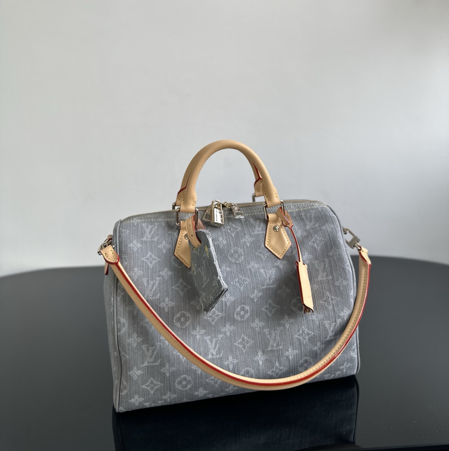 LV 一比一Speedy Soft 30牛仔灰手袋 街頭風時尚百搭設計