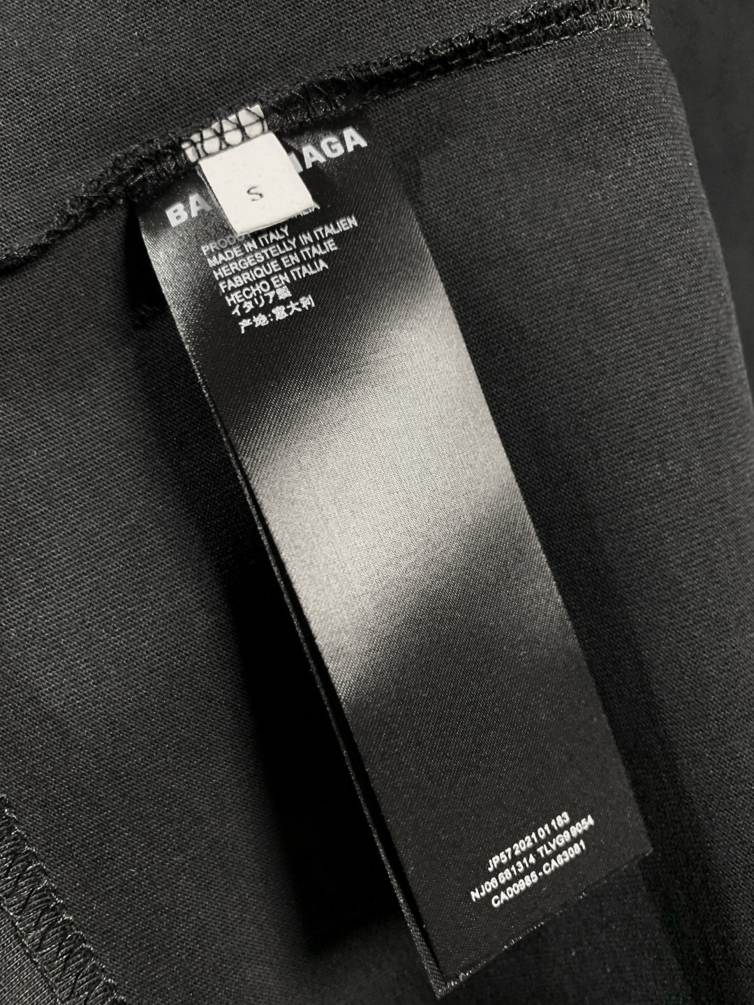 Balenciaga 巴黎世家 白色前後刺繡圓領短袖T恤|磨破手繪工藝 潮流高質感男女款