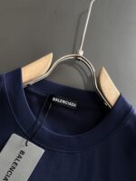 Balenciaga 巴黎世家 2025春夏新款高仿T恤｜寶藍刺繡Logo純棉上衣 一比一精品仿製