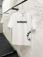 Burberry原單刺繡LOGO短袖T恤高標定製潮男必備氣場百搭款2025春夏奢感時尚