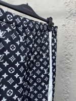 LV 高仿 運動梭織滿印長褲 Monogram 撞色拼接 男女同款 黑色款