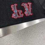 LV 一比一刺繡圓領短袖T恤 高克重水洗棉 前後Logo設計 2025春夏新款