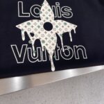 LV 原單四葉草中空繡短袖T恤 男女同款 時尚舒適百搭款