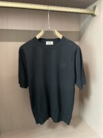 Hermès 精品仿製男士短袖針織衫 黑色H繡標圓領T恤 天絲羊毛混紡 輕薄高級感穿搭