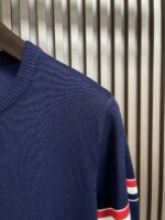 Thom Browne 一比一小狗提花針織Polo衫 滿版設計 藍色翻領短袖時尚單品