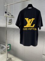 LV 精品仿製 25SS 新款圓領短袖T恤 定制發泡壓花Logo 高端舒適款