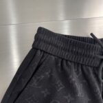LV 精品仿製 春夏新款松緊帶休閒短褲 高端定制面料 透氣舒適 男女同款