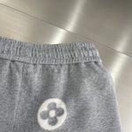 LV 高仿 25SS 新款老花百慕達短褲 寬鬆款 男士時尚短褲