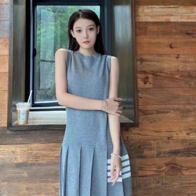 THOM BROWNE 精品仿製無袖連衣裙 典雅氣質款 2025女星同款時尚新作