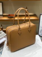 Hermès愛馬仕A貨Plume羽毛包 金棕色32cm Swift皮革 大容量優雅手提款