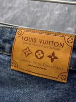 LV 驢牌 高端精品仿製 牛仔短褲 新款潮流休閒剪裁 男士透氣百搭款
