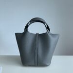 Hermès 高仿Picotin 22CM積雨雲灰TC皮手提包 金扣設計 典雅質感 法式入門首選