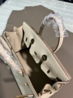 Hermès 一比一Birkin奶昔白25/30CM鉑金包 Togo皮金扣 手縫細節 高端優雅設計