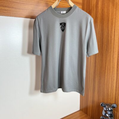 Burberry高仿冰潮棉圓領T恤三標齊全百搭透氣英倫時尚感