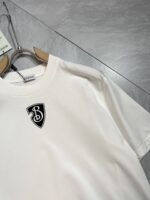 Burberry一比一白色圓領冰潮棉T恤三標齊全親膚舒適2025春夏人氣款