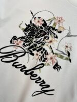Burberry復刻版白色冰潮棉短袖T恤圓領設計2025春夏新品英倫時尚百搭款