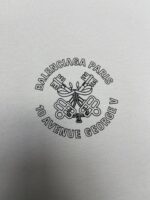 Balenciaga 原單圓形字母印花短袖T恤 白色簡約設計 百搭中性風格男女同款