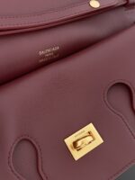 BALENCIAGA Bel Air Clutch 背心精品仿製帶紅，可抱可背女士手拿包