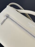 Balenciaga Bel Air Clutch 米白色精品仿製手拿肩背包｜一比一復刻款 2025新色登場