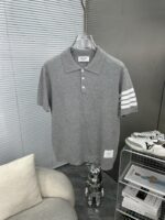 Thom Browne 精品仿製四杠針織Polo衫 復古灰色風格 春夏透氣百搭款
