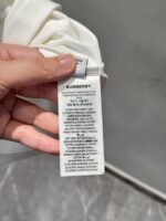 Burberry一比一白色戰馬LOGO短袖T恤立體車工設計感強2025春夏百搭時尚男款