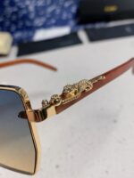 卡地亞 Cartier 2025 新款雙色豹頭飛行員太陽眼鏡｜時尚鏤空鏡腿設計