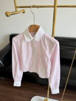Thom Browne 精品仿製條紋短版襯衫撞色設計2025春夏學院風減齡百搭